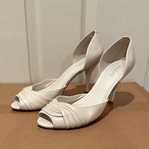 Aldo Classic Cream Peep Toe Heels
